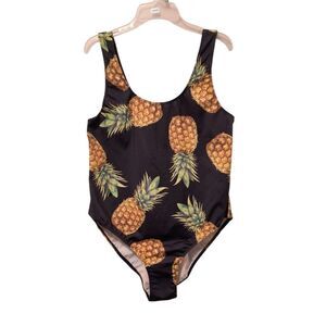 F21+ Black & Pineapple 🍍 1 Pc Swimsuit